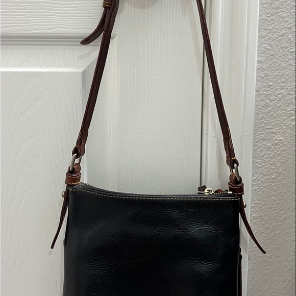 Vintage Dooney & Bourke Black Leather Shoulder Bag Purse - Picture 2 of 5